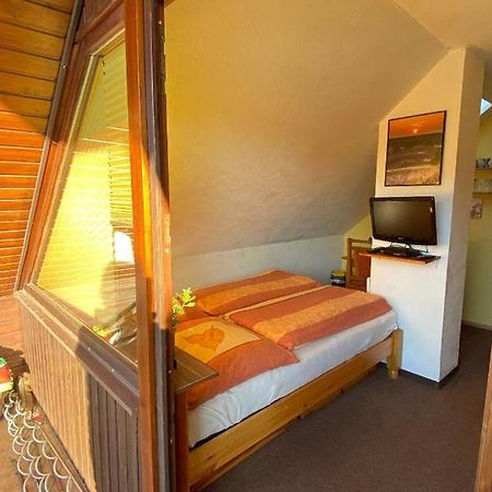 Gemuetliches Zimmer Zentral In Der Lueneburger Heide 施内沃丁根 外观 照片