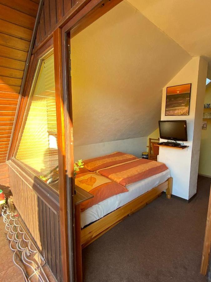 Gemuetliches Zimmer Zentral In Der Lueneburger Heide 施内沃丁根 外观 照片